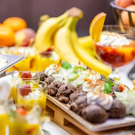 Отель Ostseehotel Im Park - Ein Rovell Херингсдорф