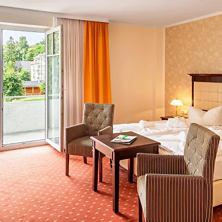 Ostseehotel Im Park - Ein Rovell