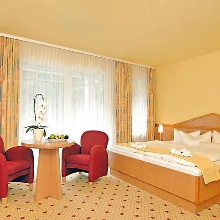 Ostseehotel Im Park - Ein Rovell Херингсдорф