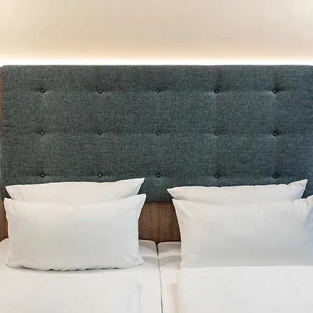 Ostseehotel Im Park - Ein Rovell 4*