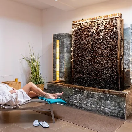 Ostseehotel Im Park - Ein Rovell Отель 4*