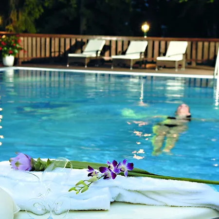 Ostseehotel Im Park - Ein Rovell