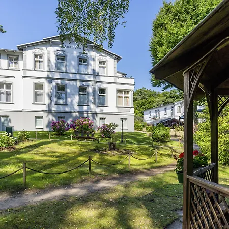 Ostseehotel Im Park - Ein Rovell Херингсдорф
