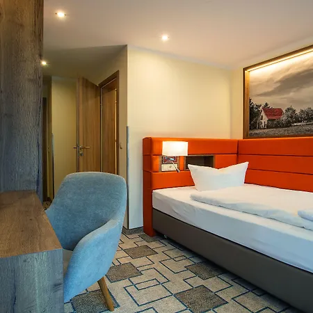 Ostseehotel Im Park - Ein Rovell Отель 4*