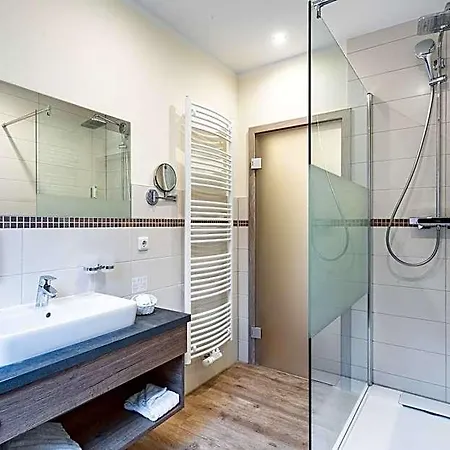 Ostseehotel Im Park - Ein Rovell 4*