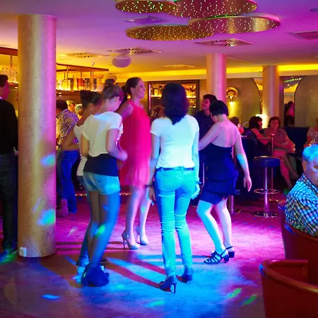 Ostseehotel Im Park - Ein Rovell 4*