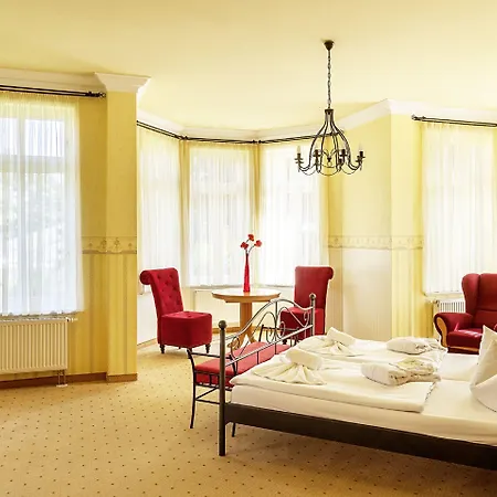 Hotel Ostseehotel Im Park - Ein Rovell