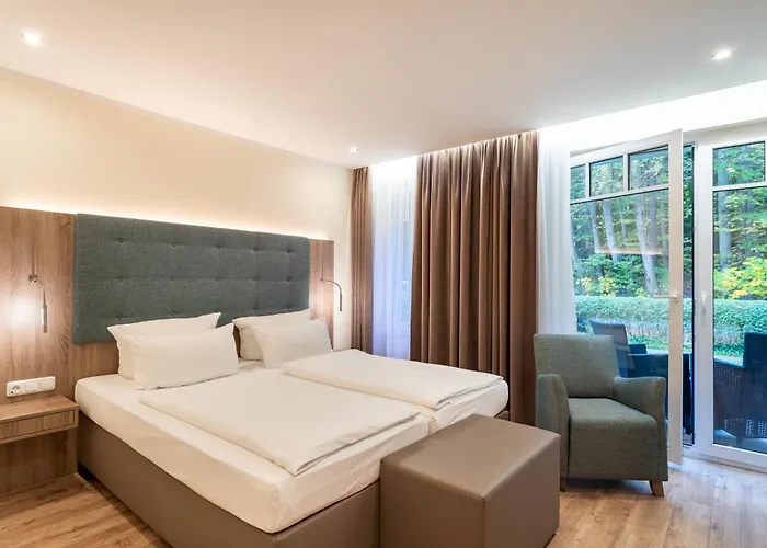 Отель Ostseehotel Im Park - Ein Rovell Херингсдорф